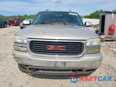 Piąte zdjęcie samochodu w środku: 2005 GMC YUKON VIN:1GKEK13T45J193688 - miniatura