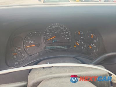 Zdjęcie 9 z 12 samochodu: 2003 GMC SIERRA VIN:1GTGK13UX3F171773 - miniatura