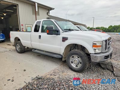 Czwarte zdjęcie samochodu z boku: 2008 FORD F250 SUPER DUTY VIN:1FTSX21R68EB28965 - miniatura