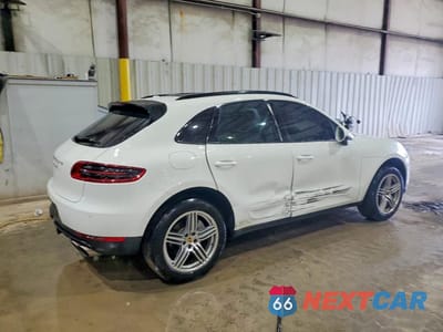 Trzecie zdjęcie samochodu z tyłu: 2016 PORSCHE MACAN S VIN:WP1AB2A56GLB45166 - miniatura