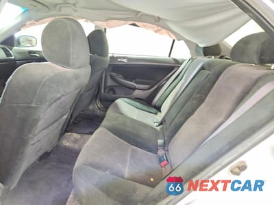 Zdjęcie 10 z 12 samochodu: 2005 HONDA ACCORD LX VIN:1HGCM56425A124508 - miniatura