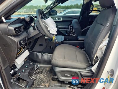 Zdjęcie 7 z 12 samochodu: 2023 FORD EXPLORER POLICE INTERCEPTOR VIN:1FM5K8AB2PGC00244 - miniatura