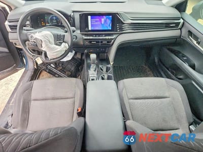 Zdjęcie 8 z 12 samochodu: 2025 TOYOTA CAMRY VIN:4T1DAACKXSU001889 - miniatura