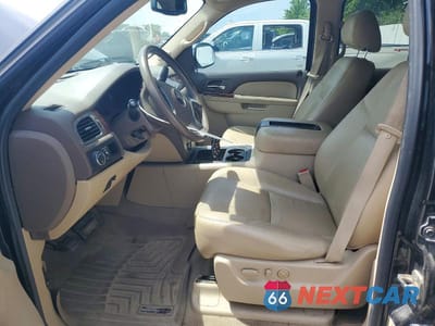 Zdjęcie 7 z 13 samochodu: 2012 GMC YUKON XL C1500 SLT VIN:1GKS1KE04CR310571 - miniatura