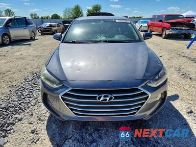 Piąte zdjęcie samochodu w środku: 2018 HYUNDAI ELANTRA SEL VIN:5NPD84LF4JH315454 - miniatura
