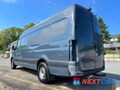 Drugie zdjęcie samochodu z przodu: 2019 MERCEDES-BENZ SPRINTER 2500 VIN:WD4PF1CD8KP147104 - miniatura