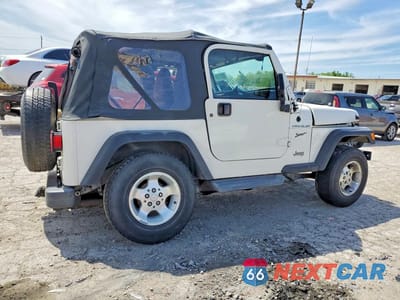 Trzecie zdjęcie samochodu z tyłu: 2002 JEEP WRANGLER / TJ SPORT VIN:1J4FA49S92P755378 - miniatura