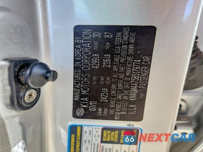 Zdjęcie 12 z 12 samochodu: 2011 KIA OPTIMA LX VIN:KNAGM4A75B5179774 - miniatura