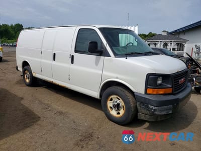 Czwarte zdjęcie samochodu z boku: 2017 GMC SAVANA G2500 VIN:1GTW7BFF8H1909557 - miniatura
