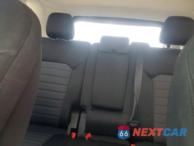Zdjęcie 10 z 13 samochodu: 2016 FORD EDGE SE VIN:2FMPK3G93GBB76902 - miniatura