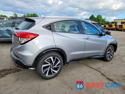 Trzecie zdjęcie samochodu z tyłu: 2019 HONDA HR-V SPORT VIN:3CZRU6H16KG722741 - miniatura