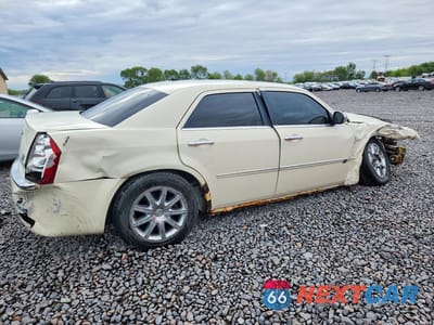 Trzecie zdjęcie samochodu z tyłu: 2008 CHRYSLER 300C VIN:2C3KA63H48H140977 - miniatura