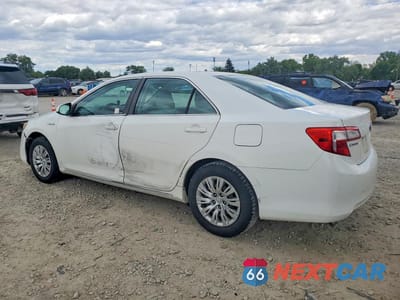 Drugie zdjęcie samochodu z przodu: 2013 TOYOTA CAMRY HYBRID LE VIN:4T1BD1FK8DU081190 - miniatura