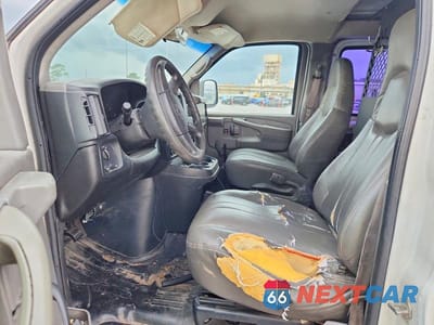Zdjęcie 7 z 13 samochodu: 2006 CHEVROLET EXPRESS G1500 VIN:1GCFG15X061141476 - miniatura