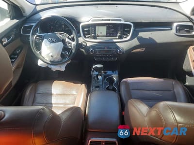 Zdjęcie 8 z 13 samochodu: 2019 KIA SORENTO SX V6 VIN:5XYPK4A50KG560429 - miniatura