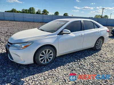 2017 TOYOTA CAMRY XLE 4T1BF1FK2HU774367 - główne zdjęcie licytacji z USA - miniatura