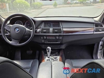 Zdjęcie 9 z 11 samochodu: 2011 BMW X5 XDRIVE35I VIN:5UXZV4C50BL410739 - miniatura