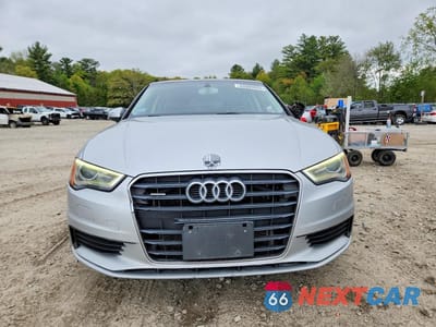 Piąte zdjęcie samochodu w środku: 2015 AUDI A3 PREMIUM VIN:WAUACGFF2F1009850 - miniatura