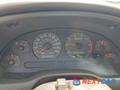 Zdjęcie 9 z 12 samochodu: 2004 FORD MUSTANG VIN:1FAFP40484F102588 - miniatura