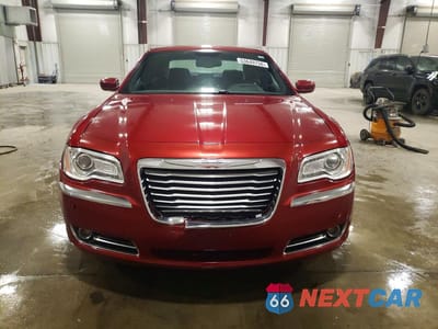 Piąte zdjęcie samochodu w środku: 2014 CHRYSLER 300 VIN:2C3CCARG7EH352901 - miniatura