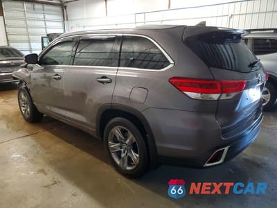 Drugie zdjęcie samochodu z przodu: 2019 TOYOTA HIGHLANDER LIMITED PLATINUM VIN:5TDDZRFH6KS715275 - miniatura