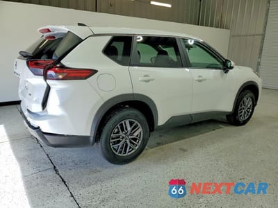 Trzecie zdjęcie samochodu z tyłu: 2026 NISSAN ROGUE SV VIN:5N1BT3BB4TC750533 - miniatura