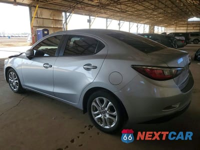 Drugie zdjęcie samochodu z przodu: 2018 TOYOTA YARIS IA BASE VIN:3MYDLBYV3JY309779 - miniatura