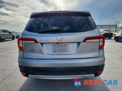 Zdjęcie 6 z 13 samochodu: 2020 HONDA PILOT EX VIN:5FNYF5H39LB027071 - miniatura