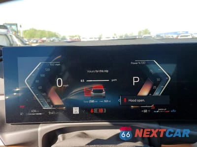Zdjęcie 9 z 12 samochodu: 2025 BMW 330XI VIN:3MW89CW08S8E90775 - miniatura