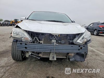 Piąte zdjęcie samochodu w środku: 2019 NISSAN SENTRA S VIN:3N1AB7AP7KY398614 - miniatura