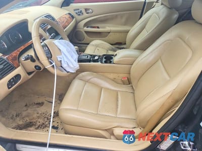 Zdjęcie 7 z 12 samochodu: 2009 JAGUAR XK VIN:SAJWA44B695B29987 - miniatura