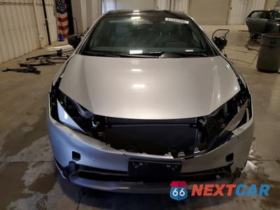 Piąte zdjęcie samochodu w środku: 2026 TOYOTA PRIUS LIMITED VIN:JTDADABU4T3033486 - miniatura