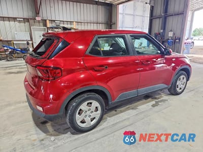 Trzecie zdjęcie samochodu z tyłu: 2020 HYUNDAI VENUE SE VIN:KMHRB8A3XLU031757 - miniatura