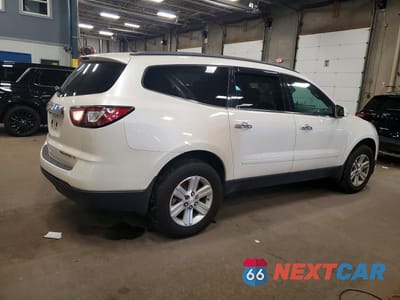 Trzecie zdjęcie samochodu z tyłu: 2013 CHEVROLET TRAVERSE LT VIN:1GNKVJKD2DJ218061 - miniatura