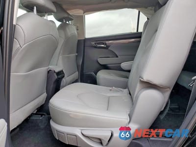 Zdjęcie 10 z 12 samochodu: 2026 TOYOTA HIGHLANDER LIMITED VIN:5TDKDRBH5TS597412 - miniatura