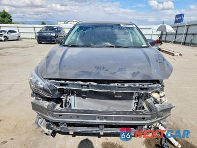 Piąte zdjęcie samochodu w środku: 2019 SUBARU IMPREZA PREMIUM VIN:4S3GKAC62K3603709 - miniatura