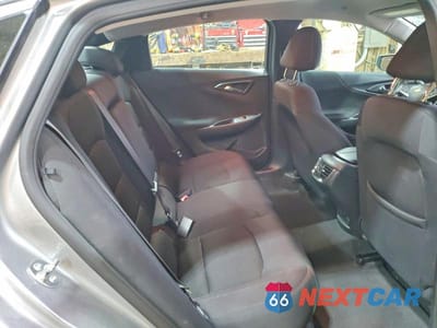 Zdjęcie 10 z 12 samochodu: 2025 CHEVROLET MALIBU LT VIN:1G1ZD5ST1SF118681 - miniatura