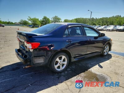Trzecie zdjęcie samochodu z tyłu: 2012 TOYOTA COROLLA S VIN:2T1BU4EE7CC782431 - miniatura