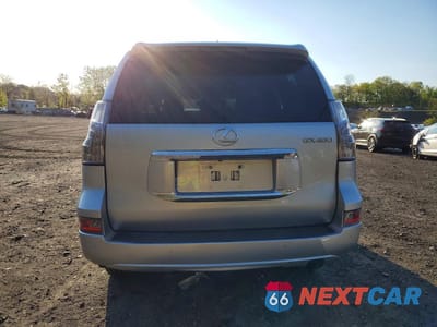 Zdjęcie 6 z 14 samochodu: 2015 LEXUS GX 460 VIN:JTJBM7FX7F5102561 - miniatura