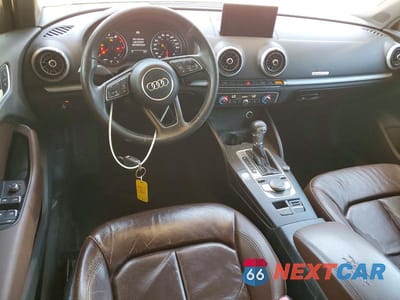 Zdjęcie 8 z 12 samochodu: 2017 AUDI A3 PREMIUM VIN:WAUB8GFF7H1031920 - miniatura