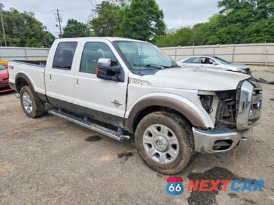 Czwarte zdjęcie samochodu z boku: 2016 FORD F250 SUPER DUTY VIN:1FT7W2BT8GEB21923 - miniatura
