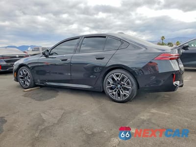 Drugie zdjęcie samochodu z przodu: 2025 BMW 530 I VIN:WBA43FJ00SCU24593 - miniatura