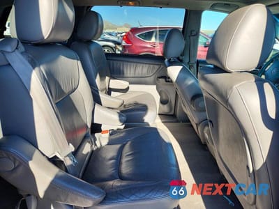 Zdjęcie 11 z 13 samochodu: 2009 TOYOTA SIENNA LIMITED VIN:5TDBK22C39S025006 - miniatura