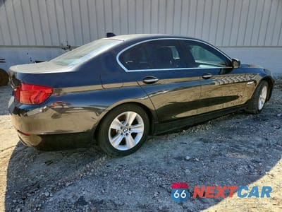 Trzecie zdjęcie samochodu z tyłu: 2012 BMW 528 XI VIN:WBAXH5C5XCDW05908 - miniatura