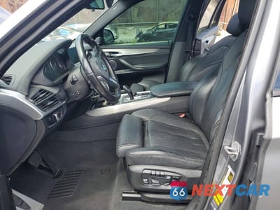 Zdjęcie 7 z 13 samochodu: 2016 BMW X5 XDR40E VIN:5UXKT0C53G0F75079 - miniatura