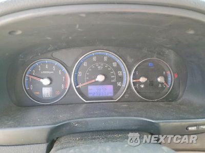 Zdjęcie 9 z 13 samochodu: 2008 HYUNDAI SANTA FE SE VIN:5NMSH13E38H141056 - miniatura