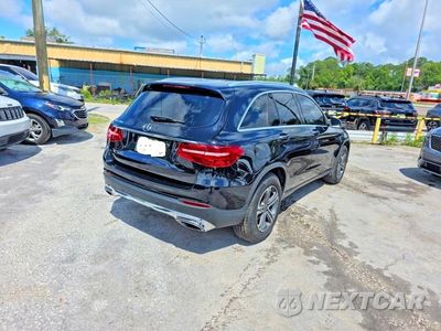 Czwarte zdjęcie samochodu z boku: 2018 MERCEDES-BENZ GLC 300 VIN:WDC0G4JB3JV107125 - miniatura