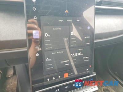 Zdjęcie 9 z 13 samochodu: 2023 FISKER OCEAN VIN:VCF1ZBU22PG005638 - miniatura