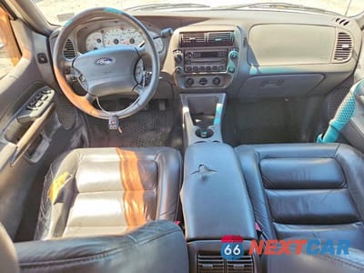 Zdjęcie 8 z 13 samochodu: 2001 FORD EXPLORER SPORT TRAC VIN:1FMZU77E71UA92400 - miniatura