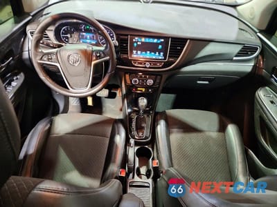 Zdjęcie 8 z 13 samochodu: 2020 BUICK ENCORE PREFERRED VIN:KL4CJASB4LB023377 - miniatura